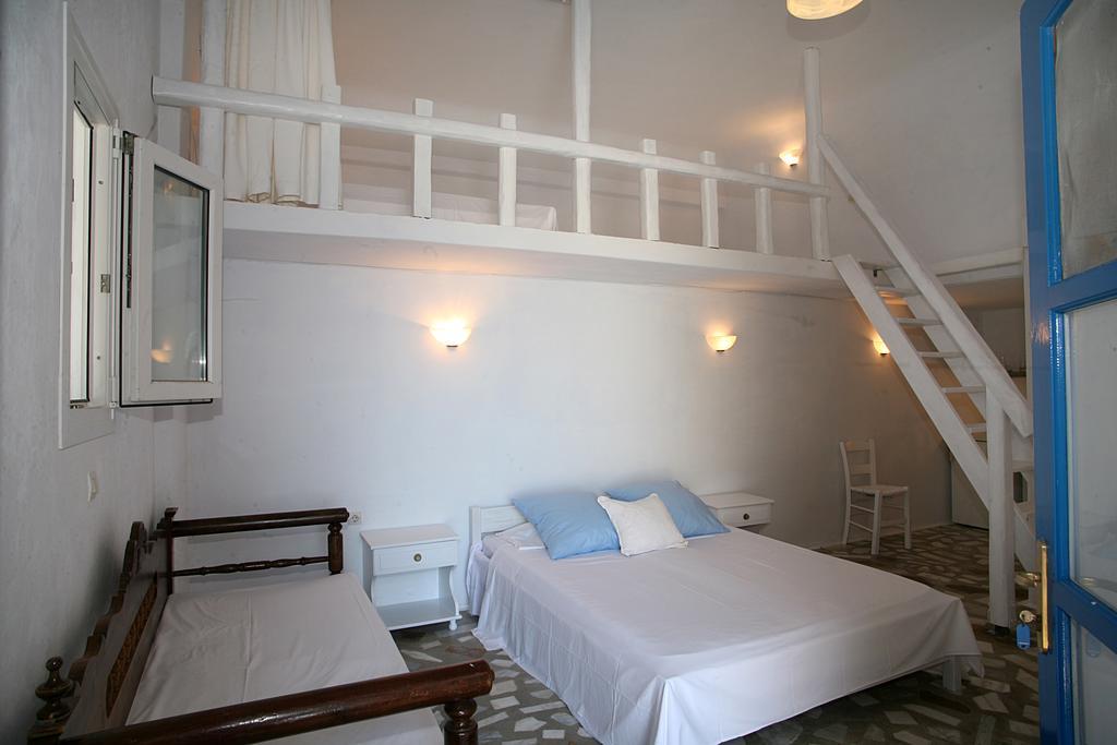 Voula Apartments & Rooms Турлос Стая снимка