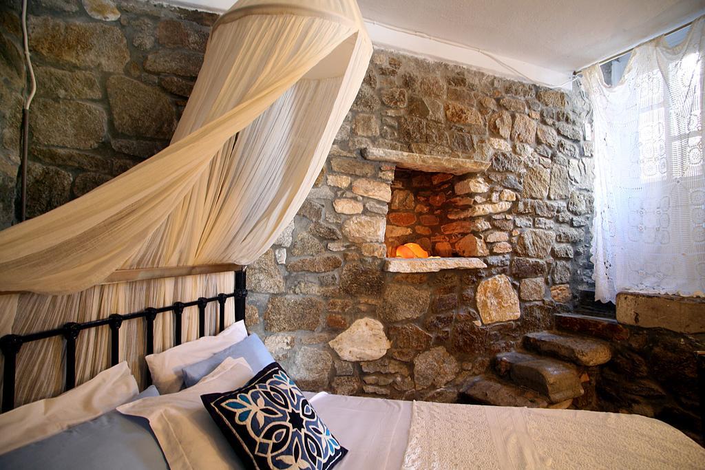 Voula Apartments & Rooms Турлос Стая снимка